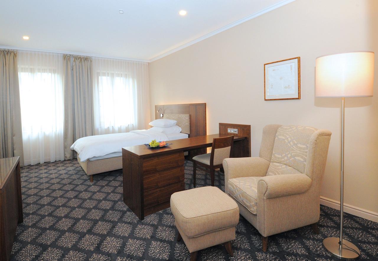 Hotel Kramer Opava Buitenkant foto